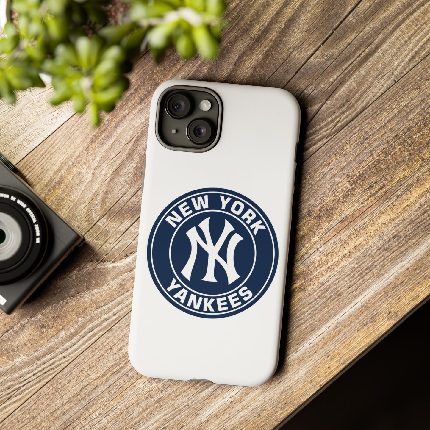 MLB New York Yankees Tough Phone Case - Durable & Stylish Protector