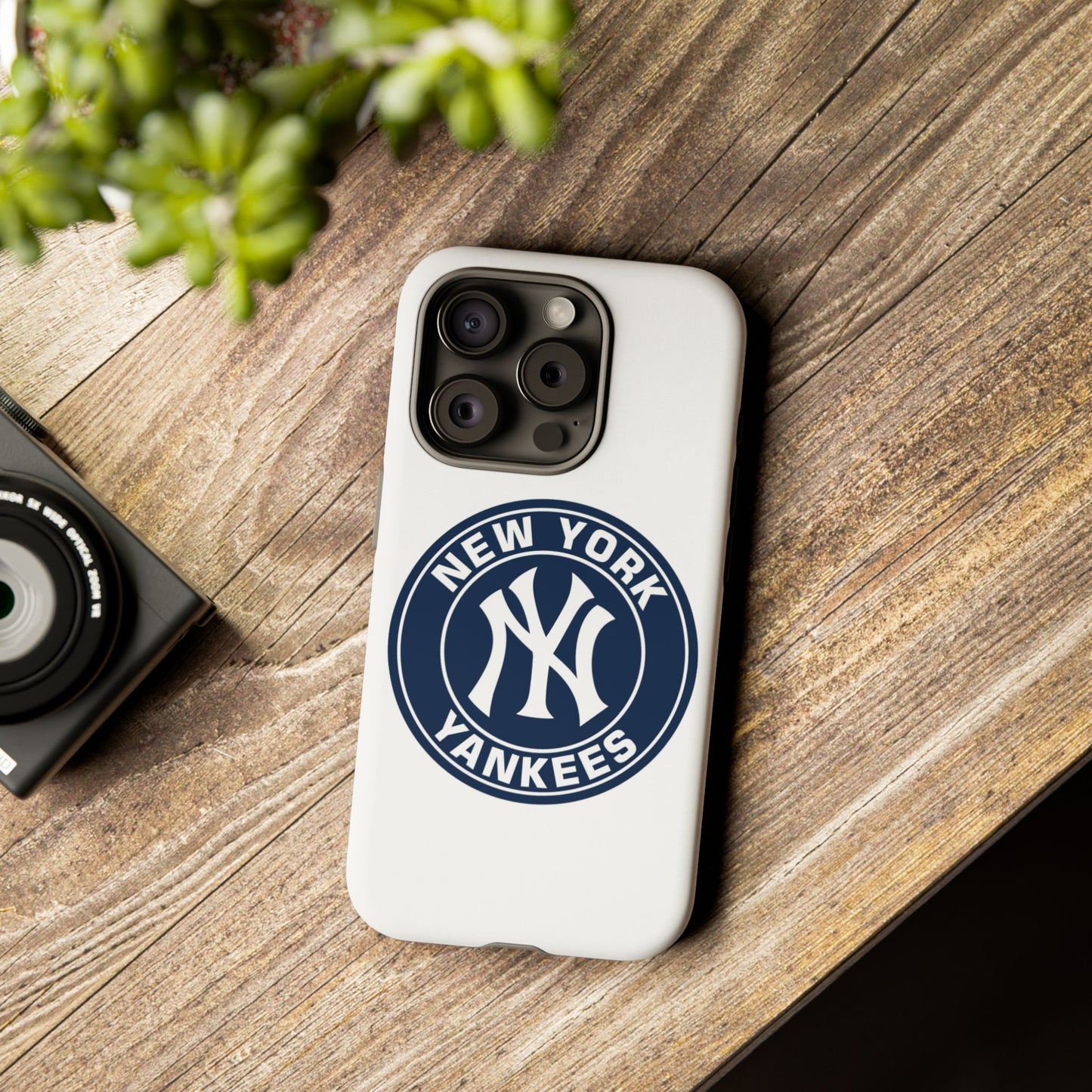 MLB New York Yankees Tough Phone Case - Durable & Stylish Protector