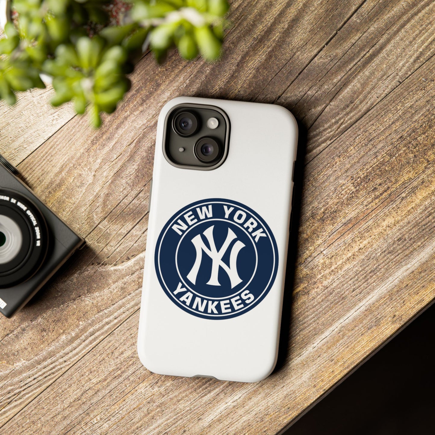 MLB New York Yankees Tough Phone Case - Durable & Stylish Protector