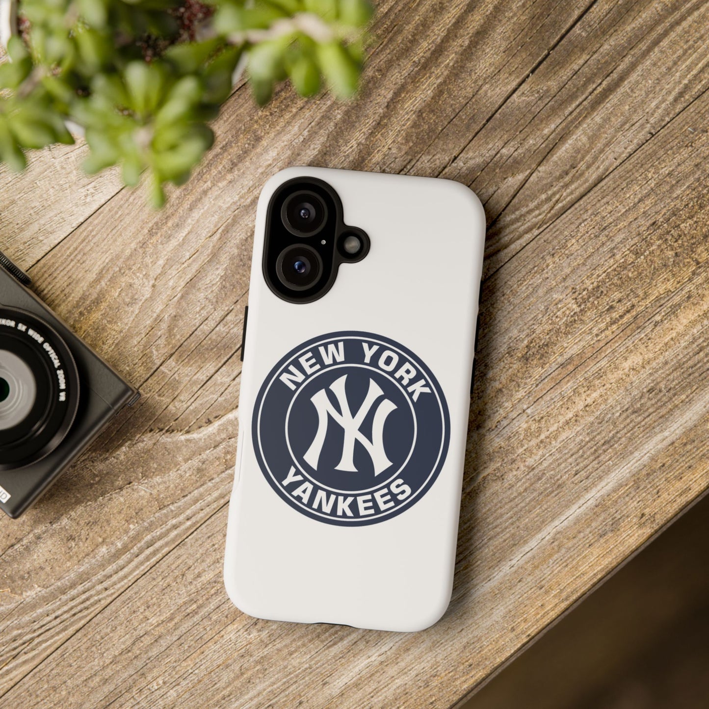 MLB New York Yankees Tough Phone Case - Durable & Stylish Protector