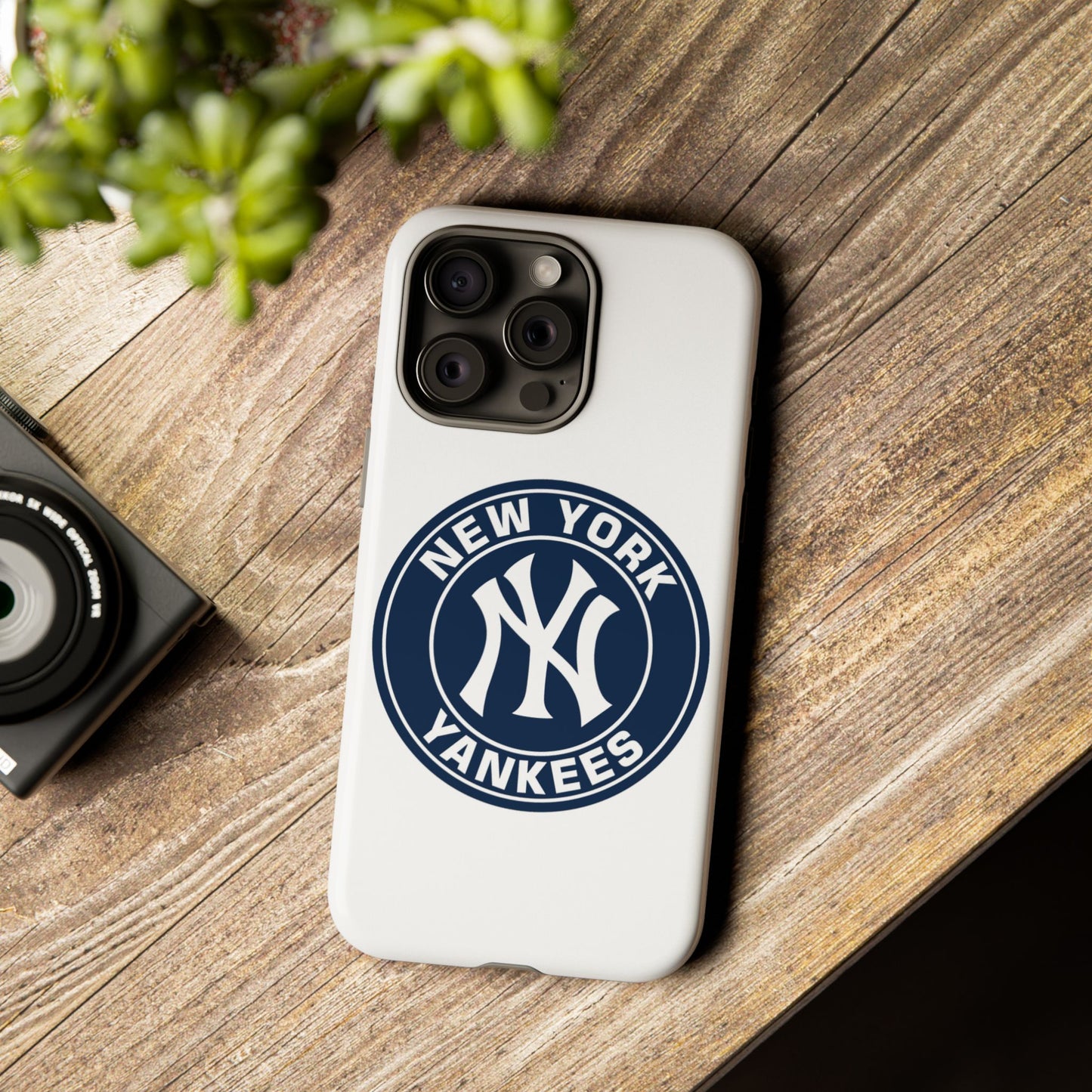 MLB New York Yankees Tough Phone Case - Durable & Stylish Protector